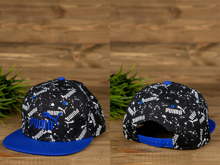 Кепка Puma черная, синий козырек