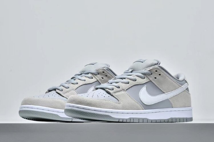 Nike Dunk Low