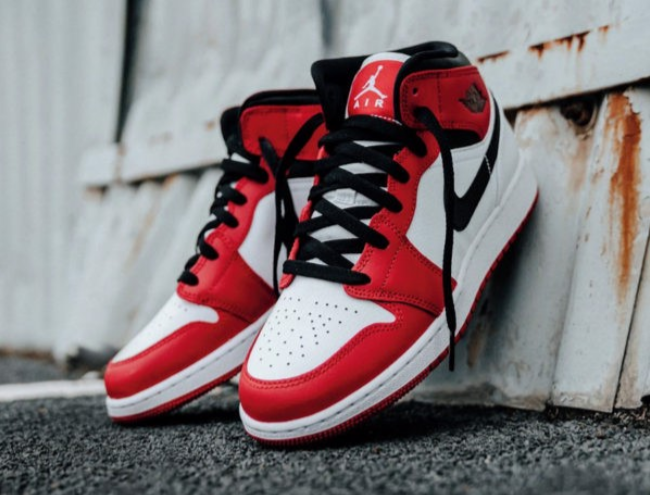 Nike Air Jordan 1 Red White