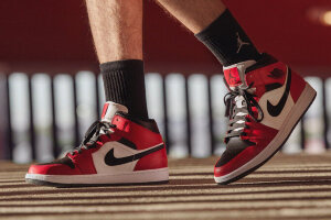 Nike Air Jordan 1 Red White