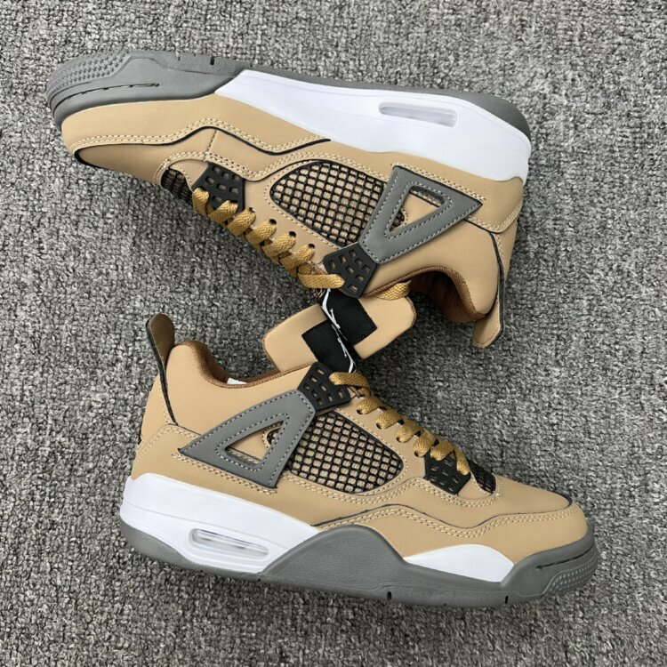 Air Jordan 4 Retro