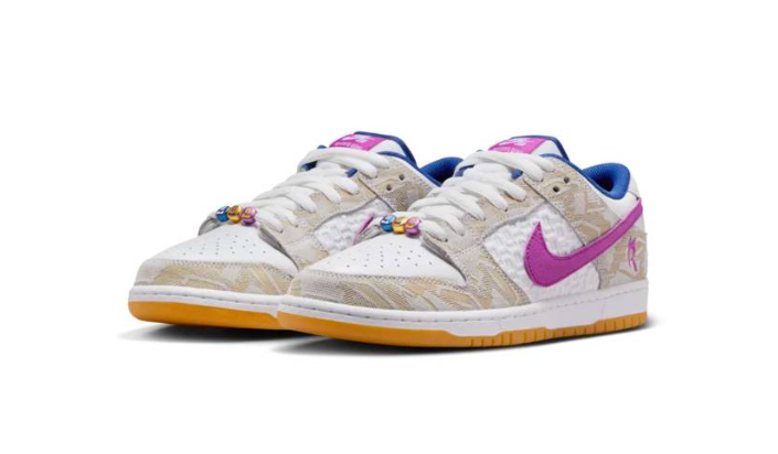 Rayssa Leal x Nike SB Dunk Low
