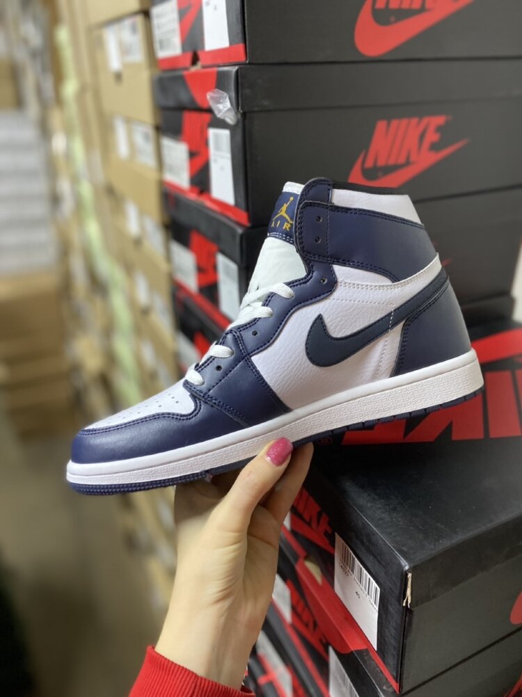  Nike Air Jordan 1 Зима