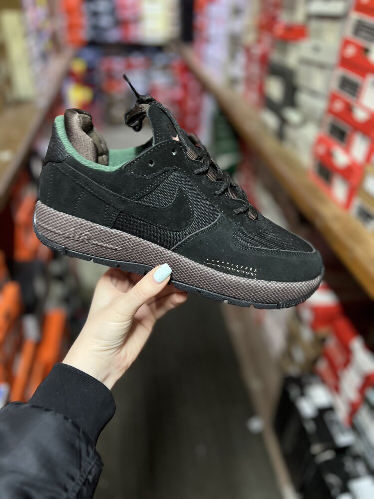 Nike Air Force 1 Wild