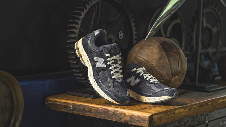 Кроссовки NB M2002RHO