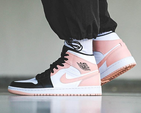 Nike Air Jordan 1