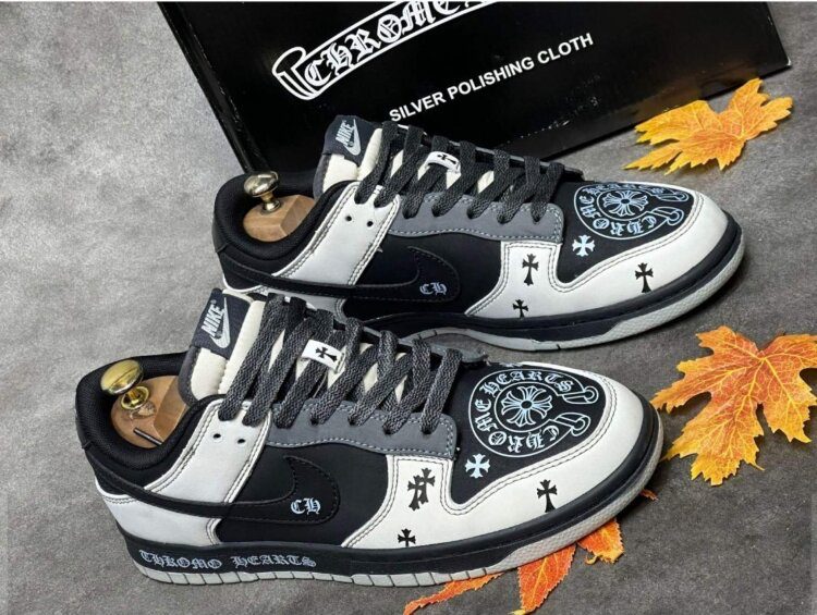 Nike SB Dunk Low