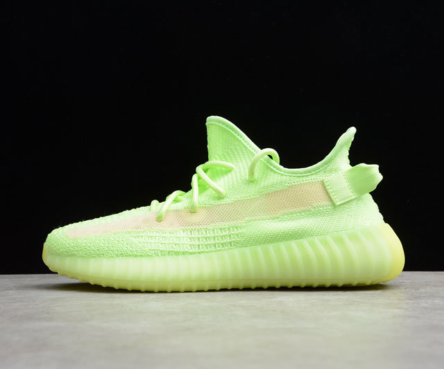 Кроссовки Adidas Yeezy Boost 350 V2